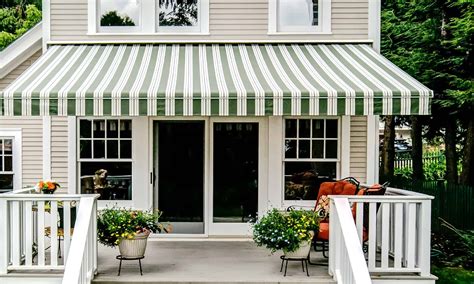 pictures of awnings on houses